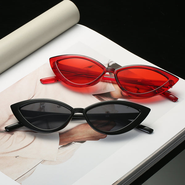 Stylish little cat-eye sunglasses